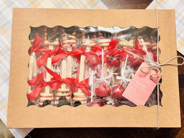 White/brown box (default)