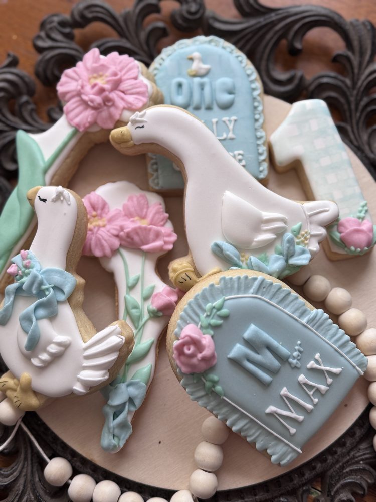 12 One Silly Goose first birthday cookies