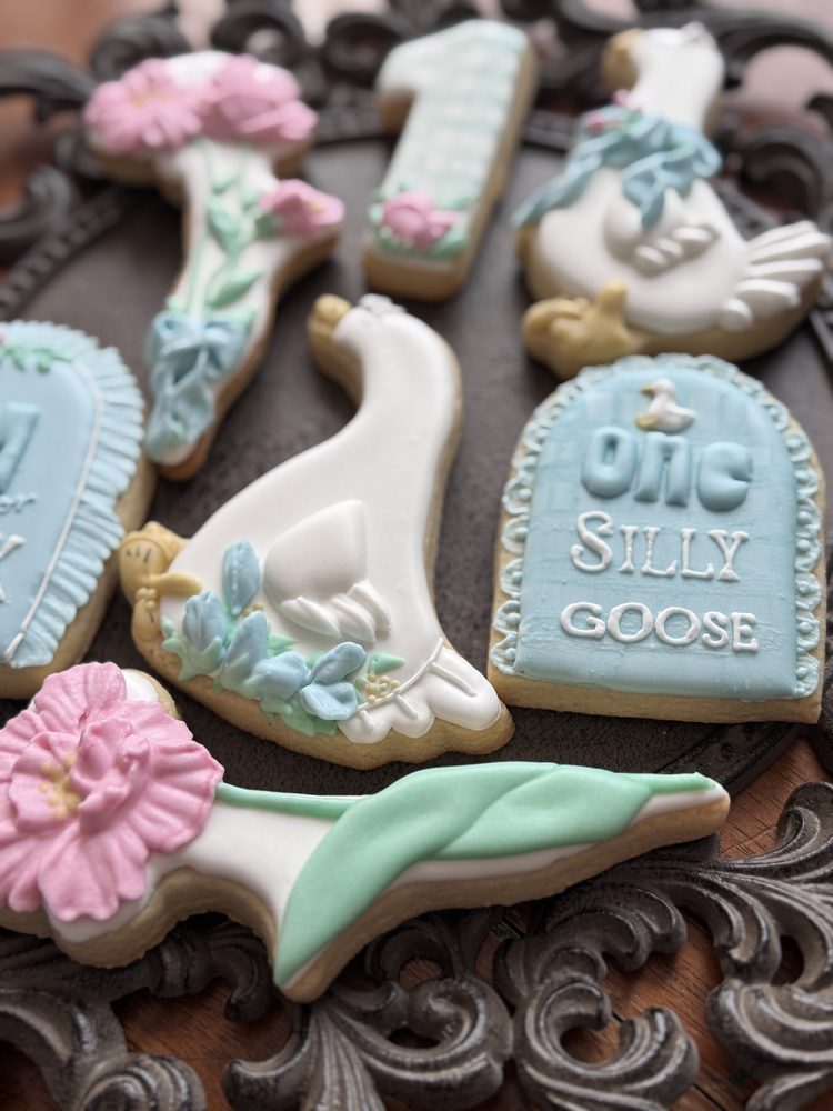 12 One Silly Goose first birthday cookies