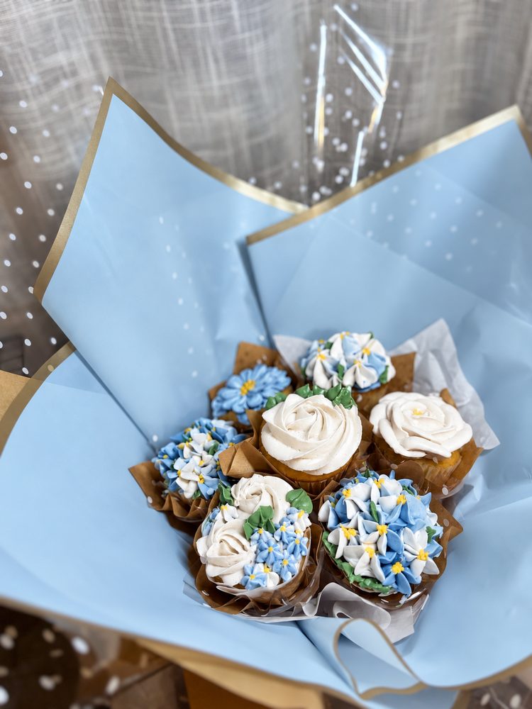 Floral Fantasy Cupcake Arrangement