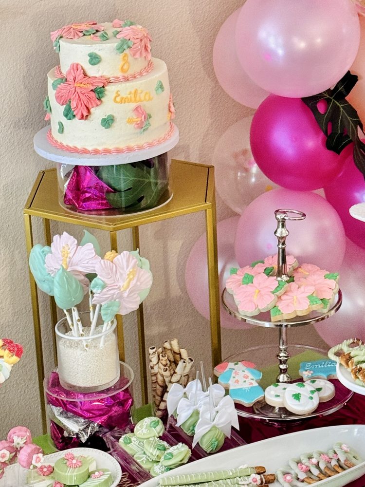 Tropical Hibiscus Bliss Party