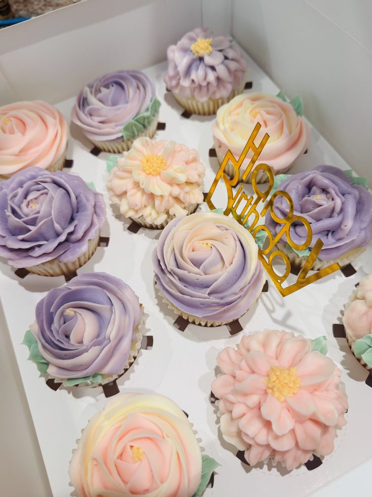 Floral Cupcakes in a box
