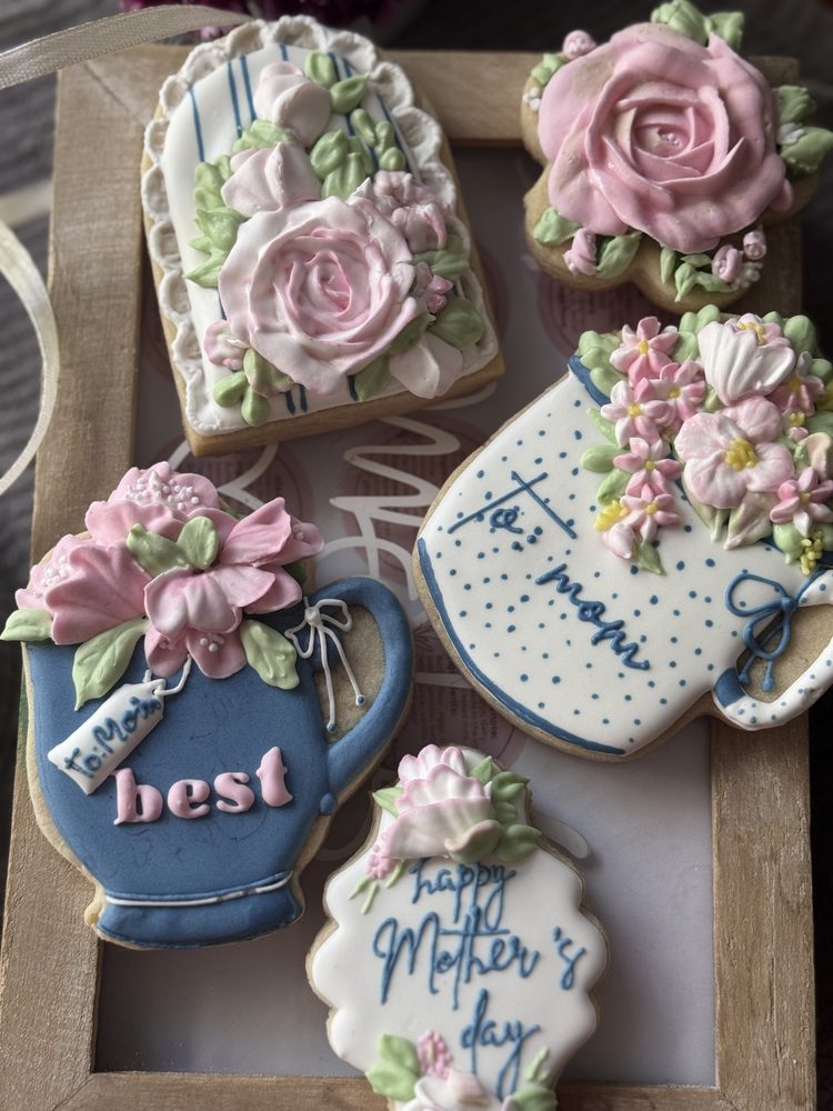 Tea Time Floral Cookies